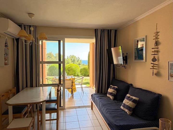 Rez-de-jardin Pour 4 Pers. à Cap Esterel - Saint-Raphaël