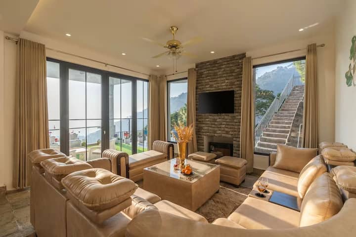 Celestial Crest –Lux Jacuzzi Villa With 360° Views - Kasauli