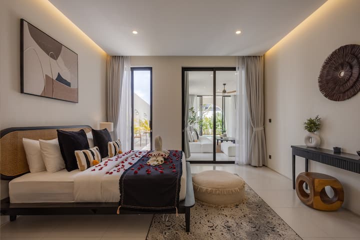 Relájate, descansa y disfruta de tu tranquila habitación privada.