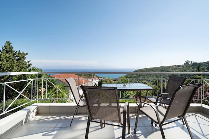 Maistrali First Floor Apartment 2 - Katelios