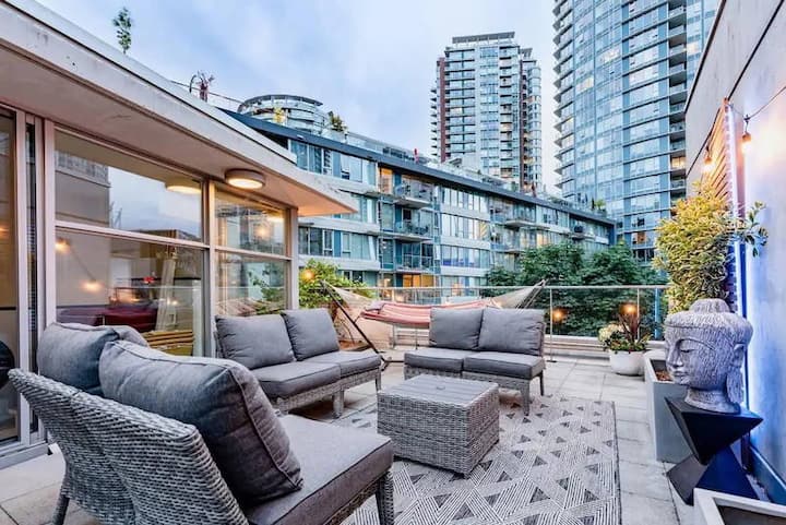 Luxury Home In Downtown Vancouver - Vancouver