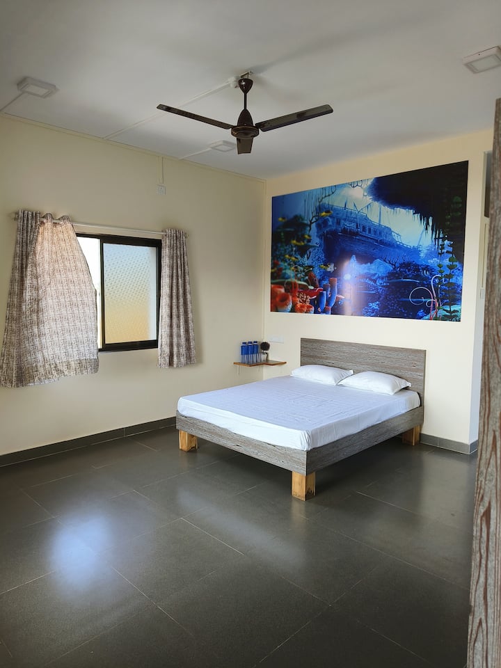 Beach Villa Homestay Ac Room 1 - Ratnagiri