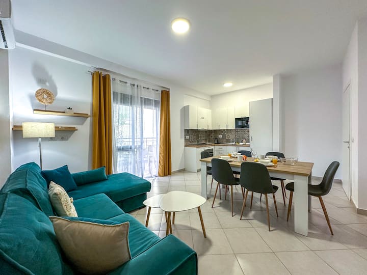 505 Sunray  Apartment - Golem