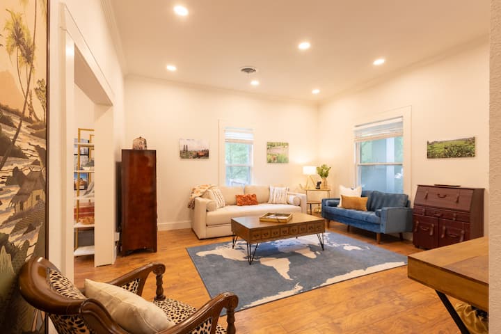 Historic District Haven • Collected & Comfortable - Temple, TX