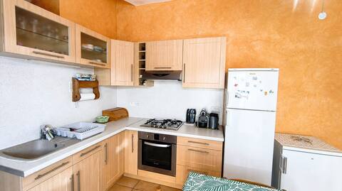 Top performing Airbnb: House for 6 with Pool, Parking, Close to the Sea in Saint Cyprien
