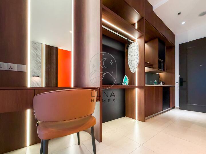 Paxtonz Pj | Elegant Studio 【Netflix】| Hextar Mall - Petaling Jaya