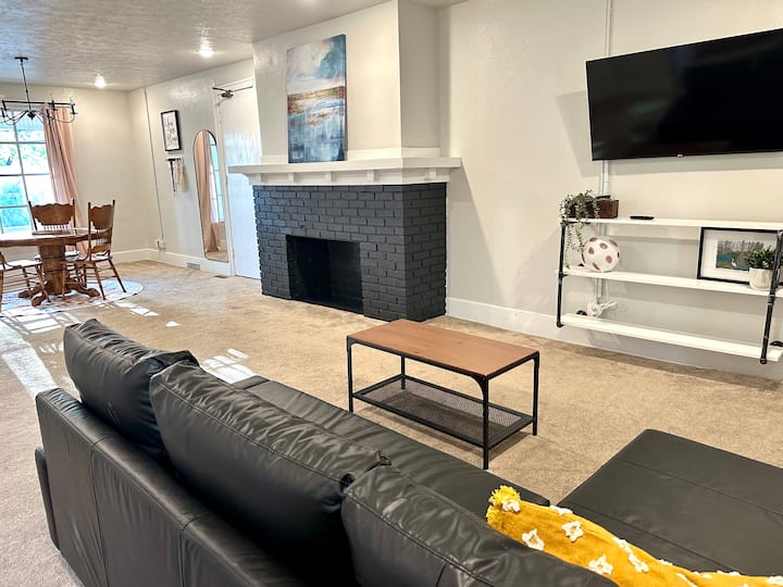 Stay At The Heartland House -Centrally Located Apt - Lincoln, NE