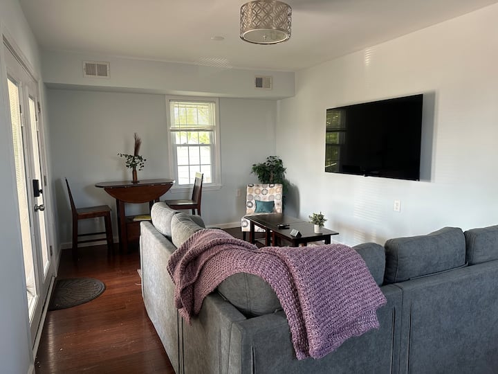 Sunny Shore Retreat | Family-friendly Coastal Home - Atlantic City, NJ