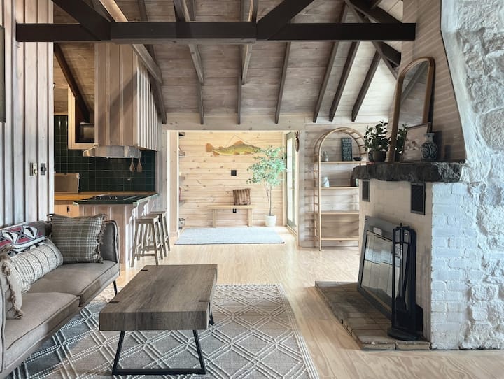 Adirondack Family Compound | 2 Cabins, Lake Access - Tupper Lake, NY