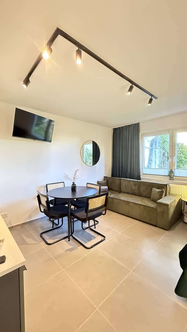 Modern 2-zi Apartment • Zentral • Nähe Düsseldorf - Wuppertal