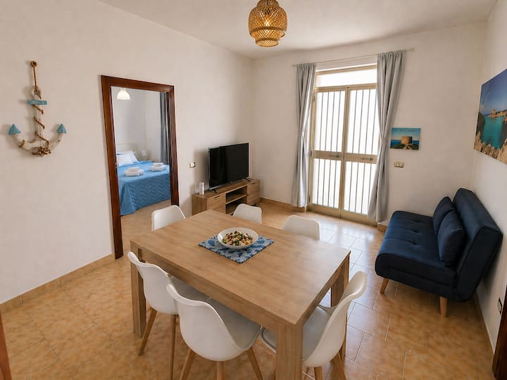 4br Apartment, 5 Minutes To The Beach & 2ba - Sardegna