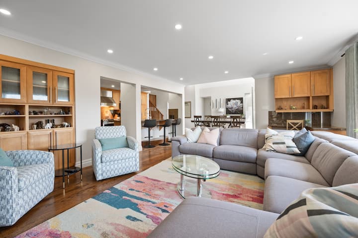 Luxury Estate | 6br | Hot Tub | Sauna | Gym - Markham