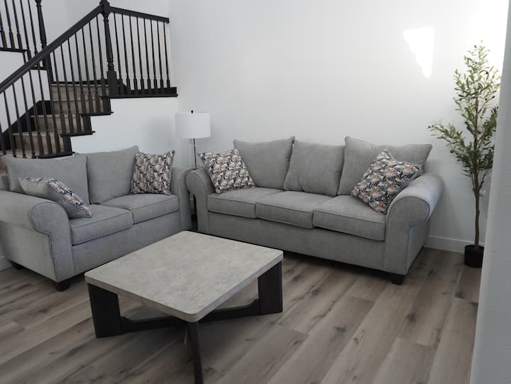 4bedroom Home By Rancho Vista Golf Course Palmdale - Palmdale, CA