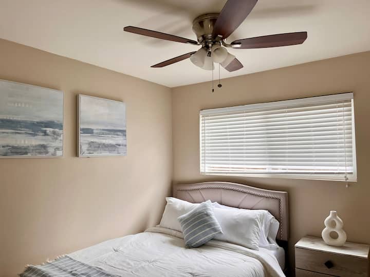 The Huntington Hideaway | Newly Renovated 1 Bd Apt - Orange County, CA
