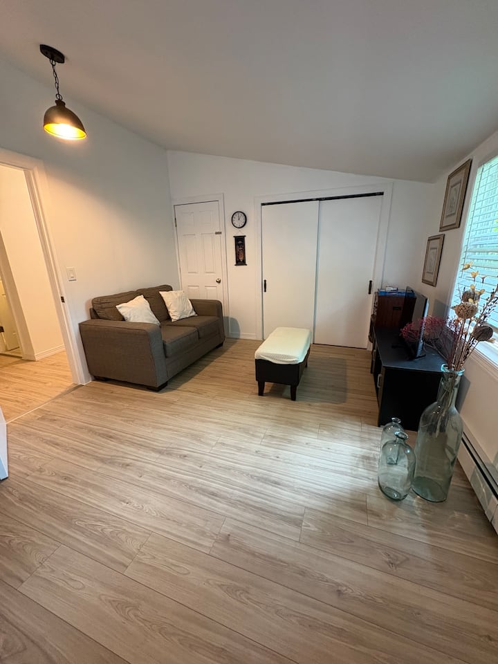 Lovely And Warm Place To Stay, Private Entrance - Long Island, NY
