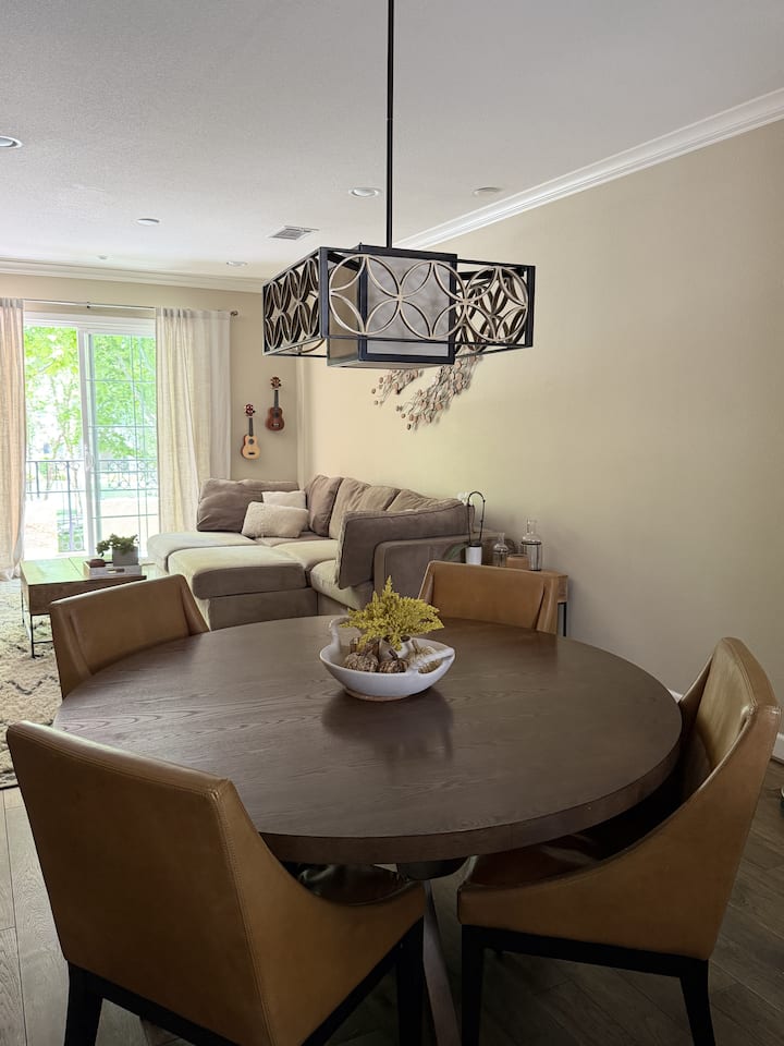 Bright Townhome W/ Park Views In Mondrian - Mountain View, CA