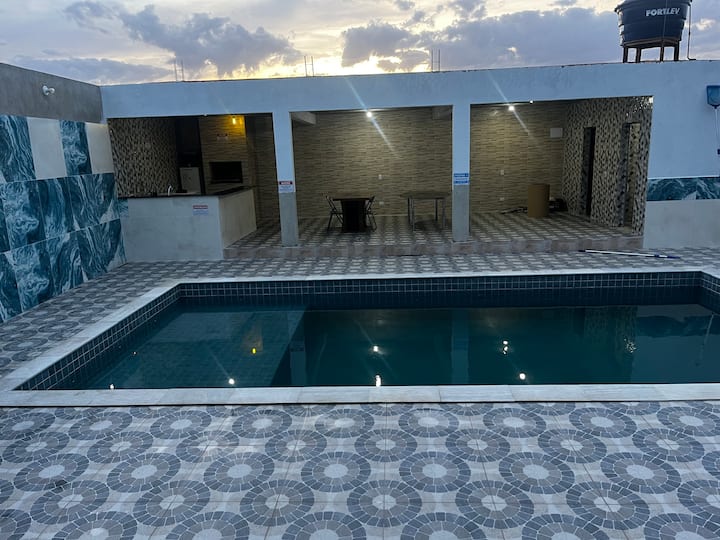 Casa Completa Para Hospedagem Com Espaço E Piscina - Itapevi