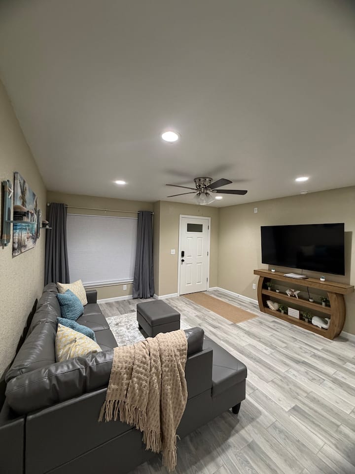 Modern 2br/2bath Minutes To Wec & Fast - Ocala, FL