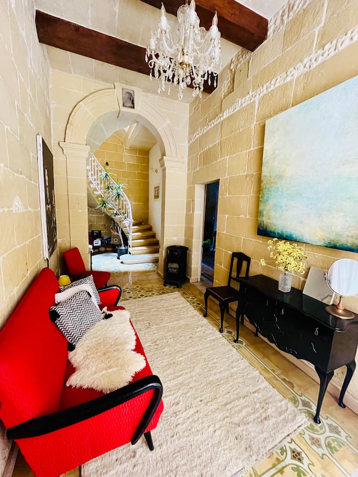 Private Floor Below The Citadel | Knight's Place - Malta