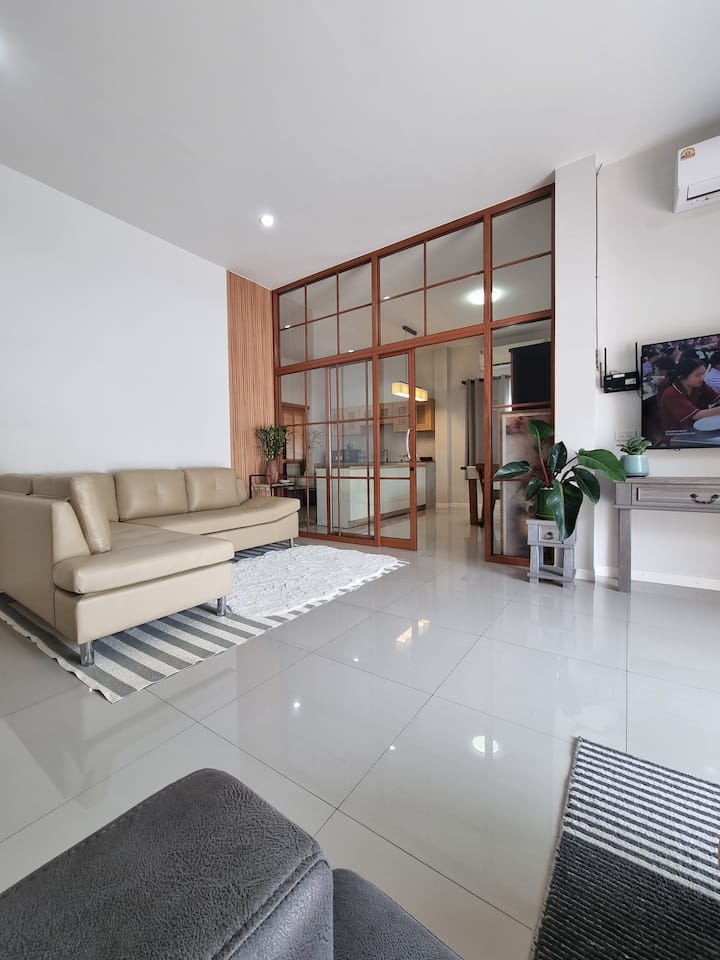 On Corner House - Doi Saket District