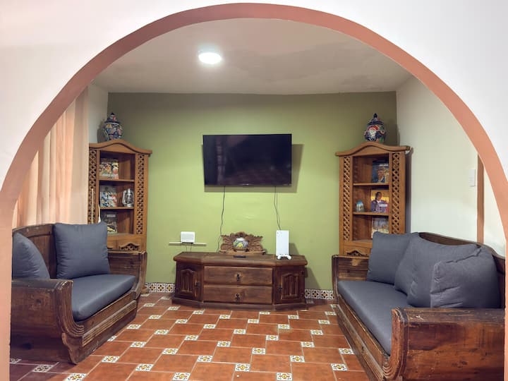 Warm Mexican Style Home, With Amazing Rustic Look. - Ciudad Apodaca