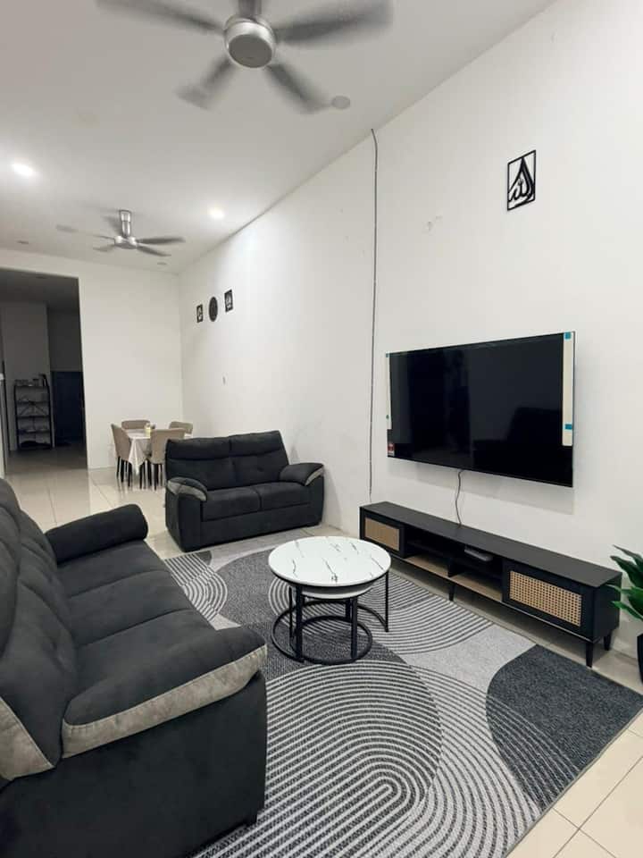 Peacesky Family Stay
Homestay Selesa & Tenang - 關丹