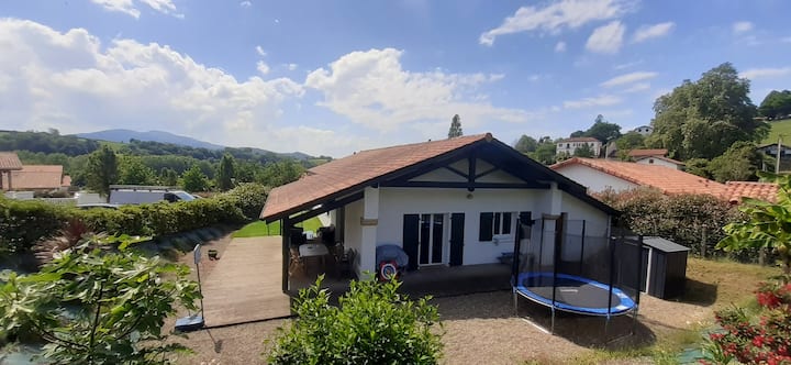Maison Familiale Au Calme - Hasparren