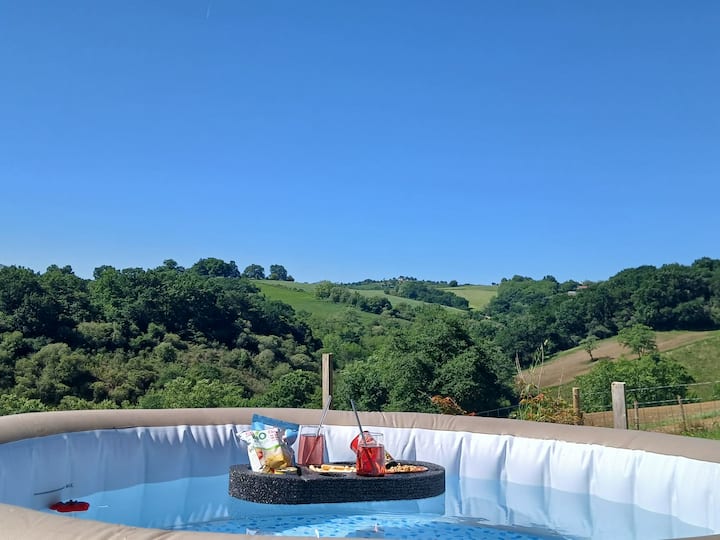 Air De Conte De Fées Spa Et Vue Au Chant D'oiseaux - Espelette