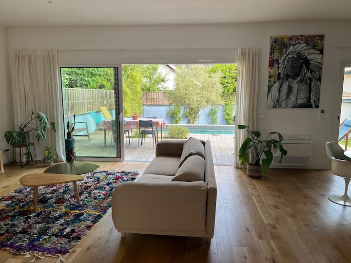 Maison Climatisée Avec Piscine Au Coeur Du Bouscat - Bordéus