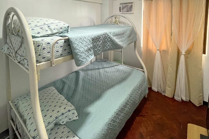 Bedroom 2: Bunk bed with closet