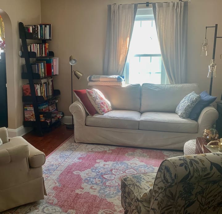 Charming Home Steps To Vibrant Main St And Train - Highland Park, NJ