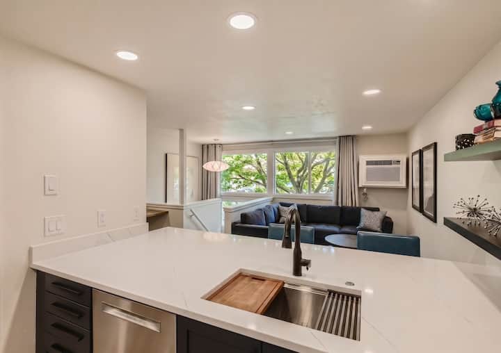 Downtown Boulder | 5 Min Walk To Pearl Street - Boulder, CO