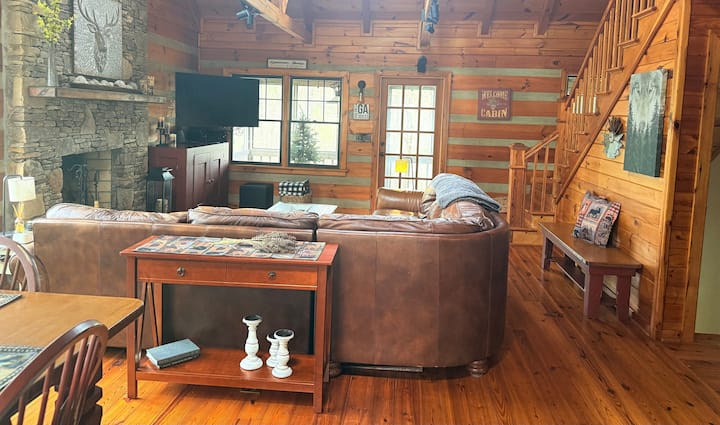Private Dahlonega Cabin Less Than 4 Miles To Town - Dahlonega, GA