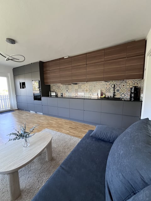 Beliebte Airbnb-Anzeige: Vacation at friends' apartment | Close to mountains & lakes in Finkenstein Am Faaker See