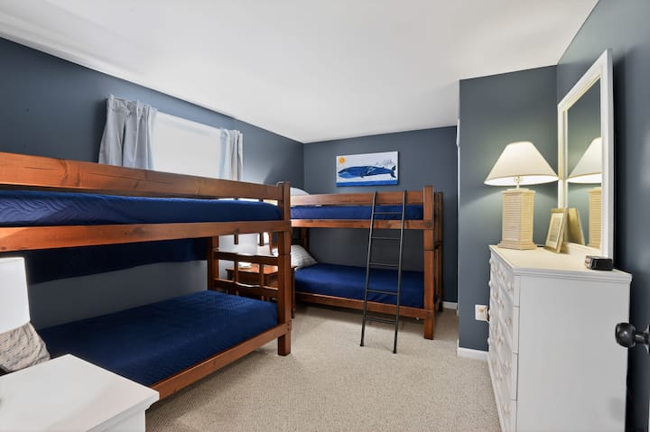 Family-friendly, Newly Updated  - Steps To Beach! - Cape May, NJ