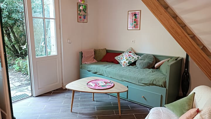 Le Jardin Secret - Maisonnette En Duplex Au Calme - Saintes