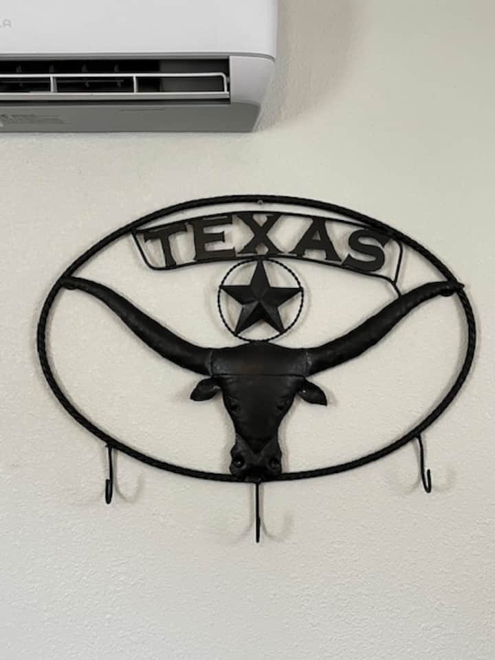 Texas Suite At Bentley Ranch - Danbury, TX