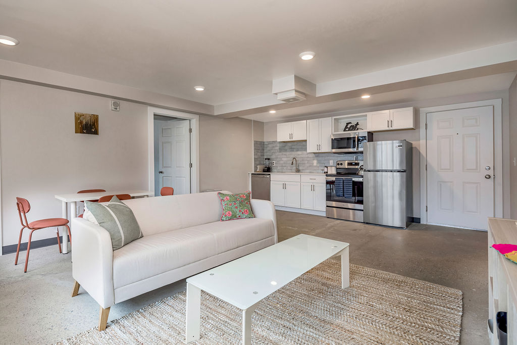 Eden Suite 204 photo 3