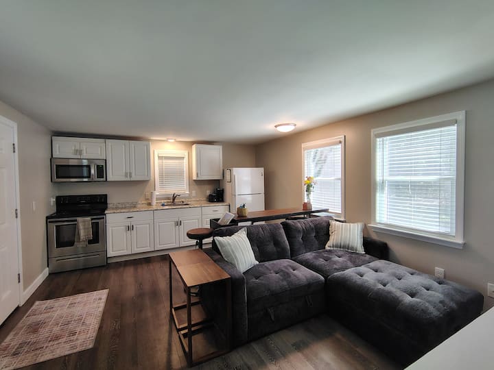 The Bunkalow-
Discounted Weekly & Monthly Rates. - Kennebunk, ME
