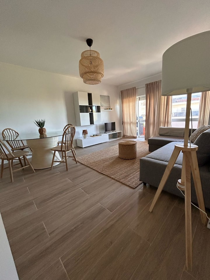 Sea View Apartment, 400m To Beach - Pool & Parking - Portimão