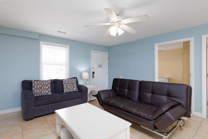Surf City Top Shelf Tiff - Pool - Elevator - Beach - Surf City, NC