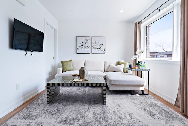 2br Calm & Cozy Suite | 7 Mins To Falls W/parking! - Niagara Falls