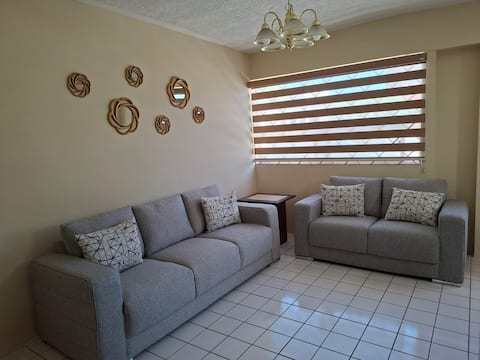Top performing Airbnb: Spacious, centrally located house, ideal for families and groups in Delicias