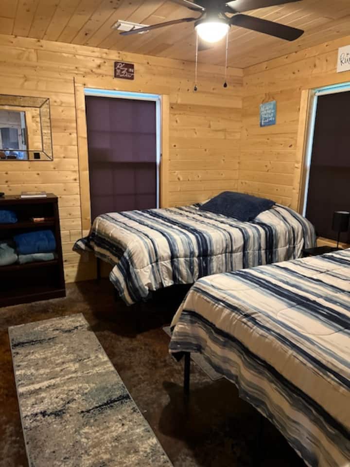 2 легла в пълен размер