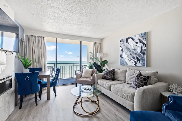 Oceanfront Condo With Resort Pools - Myrtle Beach