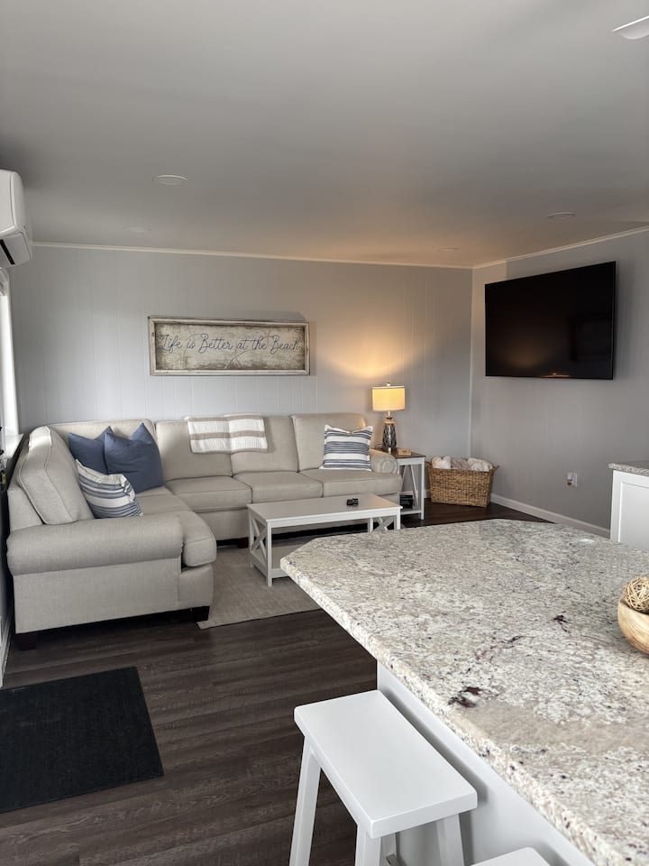 Updated 2br Bayside Condo, Walk To Beach + Pool - Ocean City, MD