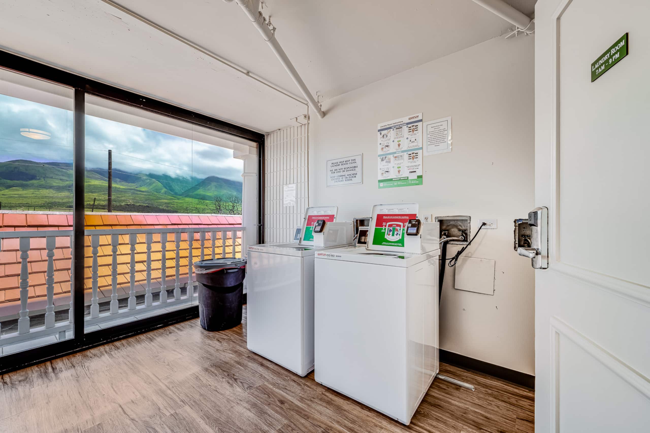 Lahaina Oceanfront Studio | Beach & Pool Access - Image 18