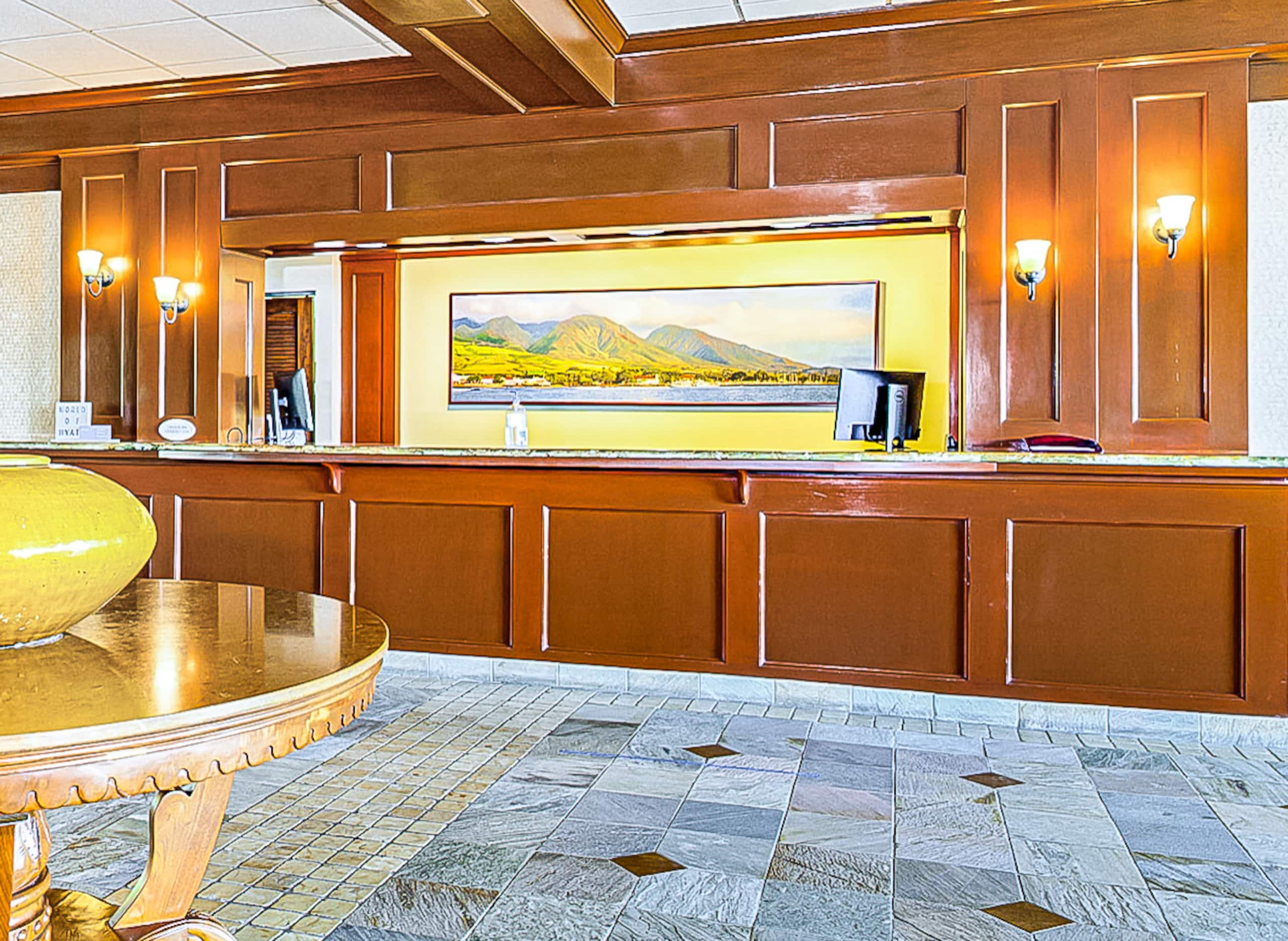 Lahaina Oceanfront Studio | Beach & Pool Access - Image 24