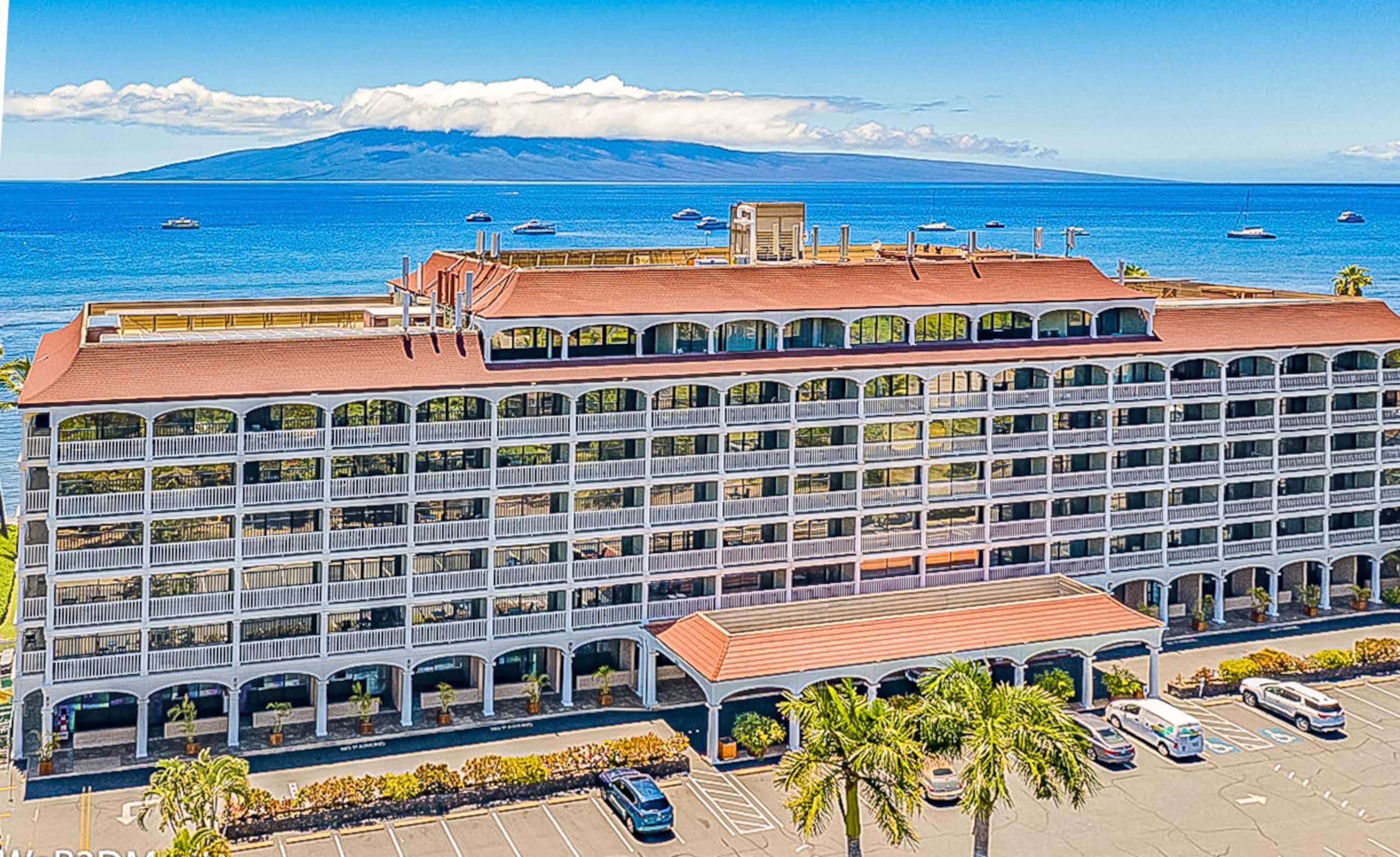 Lahaina Oceanfront Studio | Beach & Pool Access - Image 28