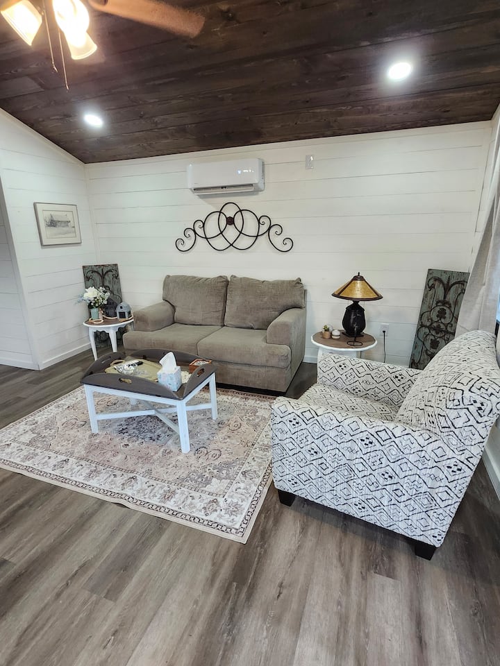 Cottage In The Country #3 - バン, TX